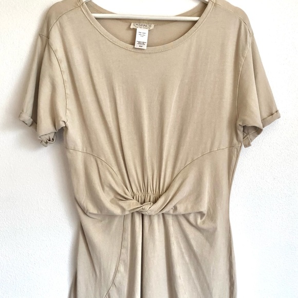 L*Space Beachwood Sand Beige Twist Front T-Shirt Dress Size Medium - Picture 2 of 11